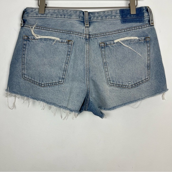 Abercrombie and Fitch Low Rise Jean Shorts New With Tags - Picture 3 of 9